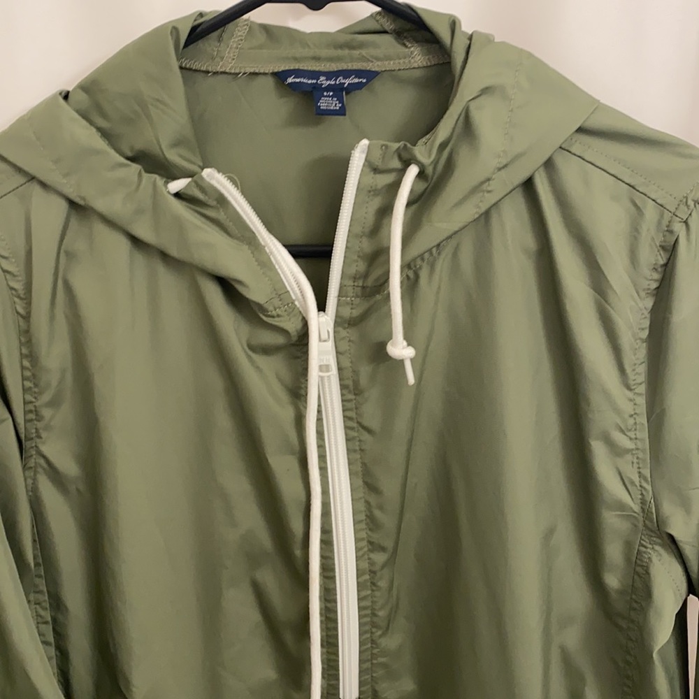 American eagle - Picture 2 of 4